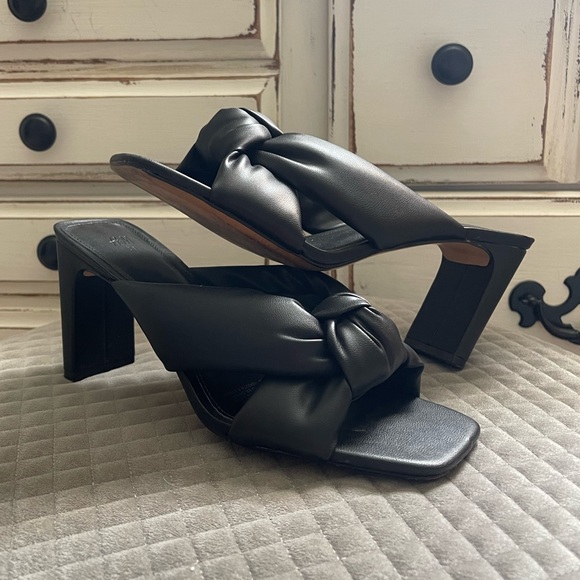 H&M Heels - Picture 2 of 5